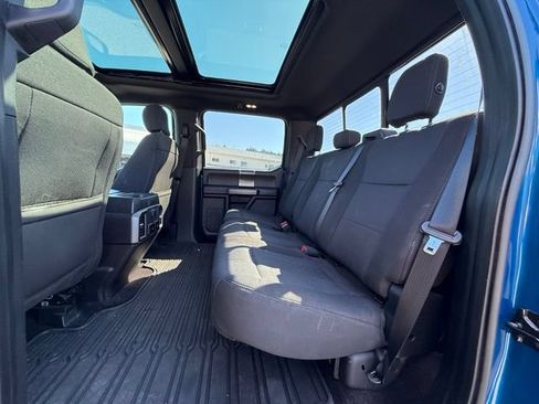 Used 2018 Ford F150 XLT w/ Equipment Group 302A Luxury AWD/4WD image 13