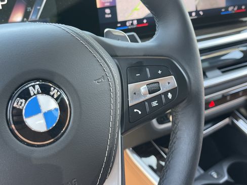 Used 2024 BMW X5 xDrive40i w/ Premium Package AWD/4WD image 25
