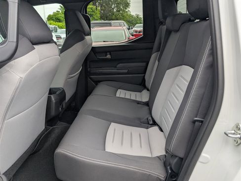 Used 2025 Toyota Tacoma TRD Sport w/ TRD Sport Upgrade Package image 15