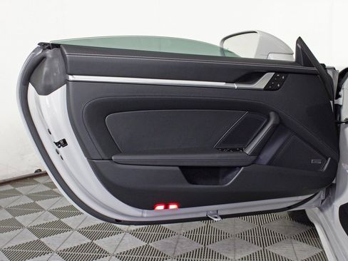 Certified 2024 Porsche 911 Carrera 4 image 15