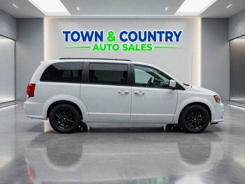 Used 2019 Dodge Grand Caravan GT FWD image 7