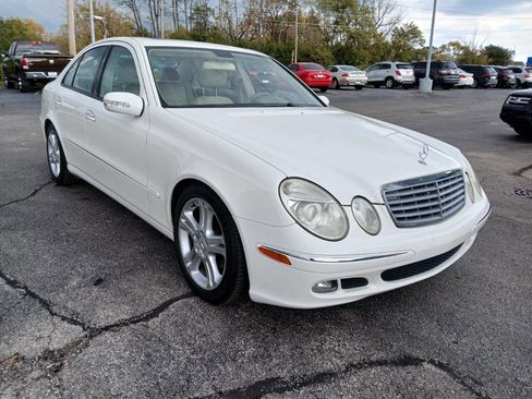 Used 2006 Mercedes-Benz E 350 Sedan image 3