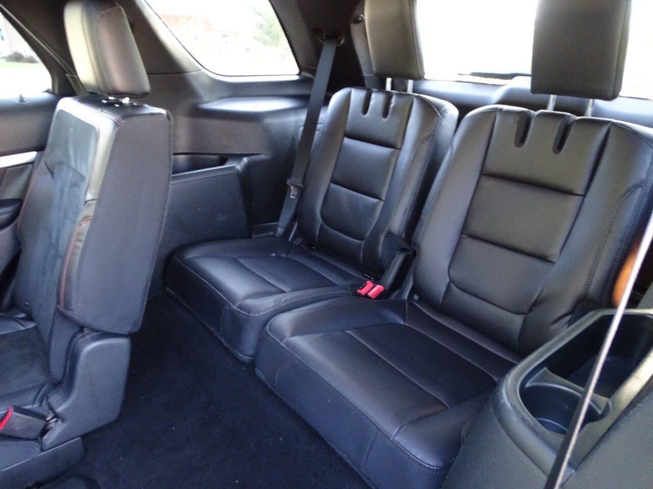 Used 2019 Ford Explorer AWD XLT w/ XLT Sport Appearance Package image 41