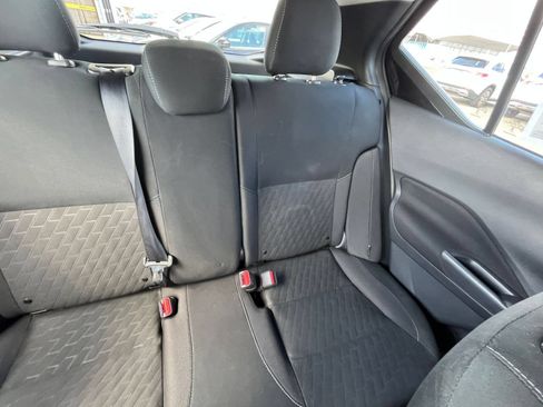 Used 2024 Nissan Kicks SV FWD image 35