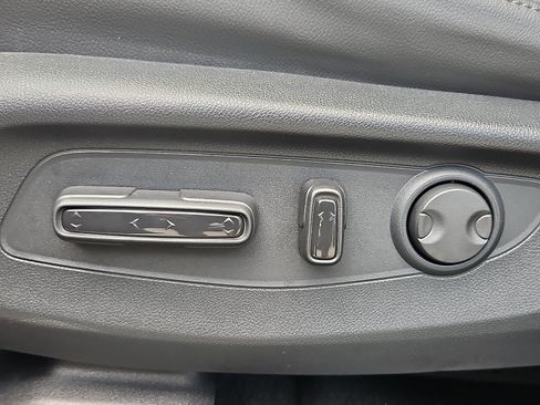 Used 2023 Honda CR-V EX-L image 29