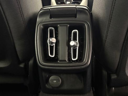 Used 2024 Polestar Polestar 2 RWD image 29