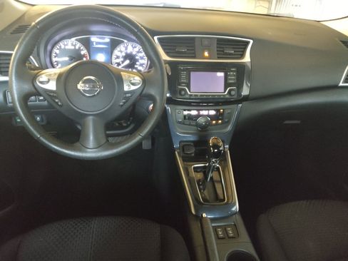 Used 2018 Nissan Sentra SR FWD image 22