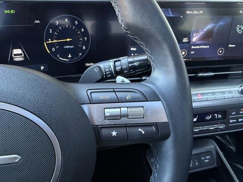 Used 2024 Hyundai Kona Limited image 30