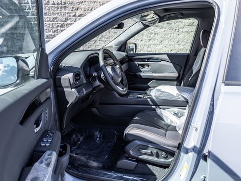 New 2026 Honda Pilot TrailSport image 12