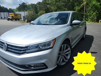 Used 2017 Volkswagen Passat 1.8T SE