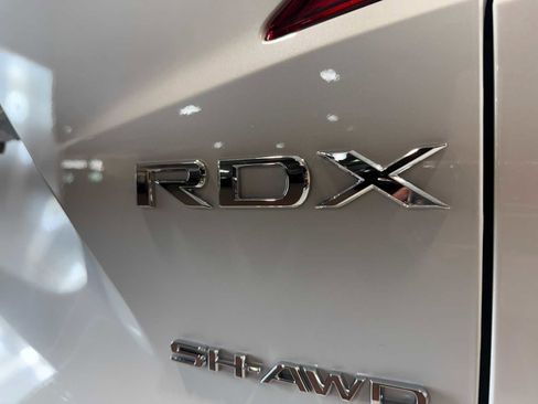 New 2026 Acura RDX SH-AWD image 8