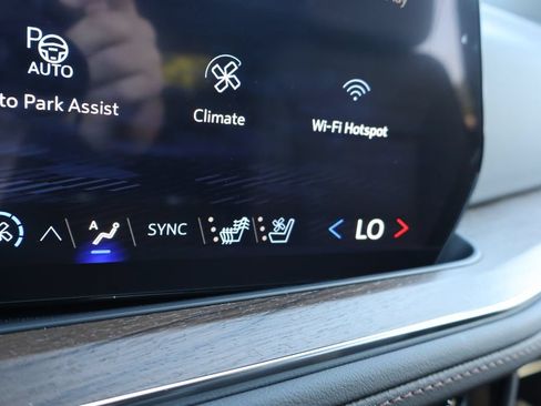 New 2026 Chevrolet Tahoe High Country AWD/4WD image 11