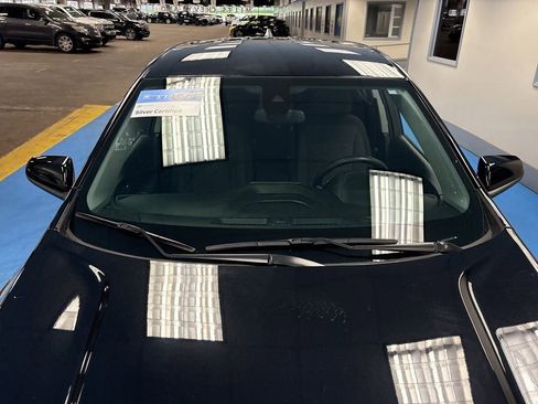 Certified 2024 Chevrolet Equinox LT FWD image 12