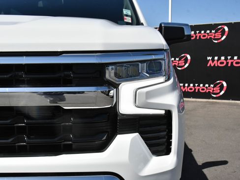 Used 2024 Chevrolet Silverado 1500 LT w/ Protection Package AWD/4WD image 11