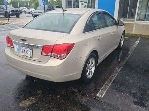 Used 2012 Chevrolet Cruze LT FWD image 13