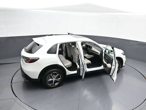 Certified 2024 Honda HR-V EX-L image 44