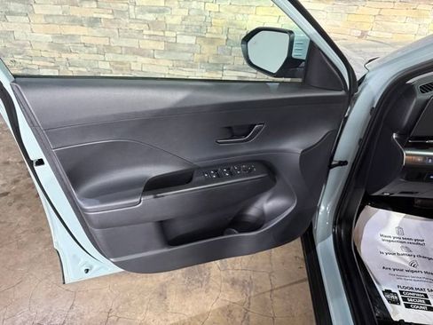 New 2026 Hyundai Kona SE AWD/4WD image 8