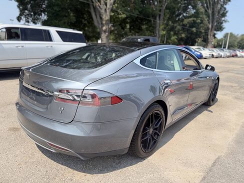 Used 2013 Tesla Model S RWD image 5
