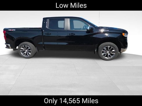 Certified 2024 Chevrolet Silverado 1500 LT AWD/4WD image 2