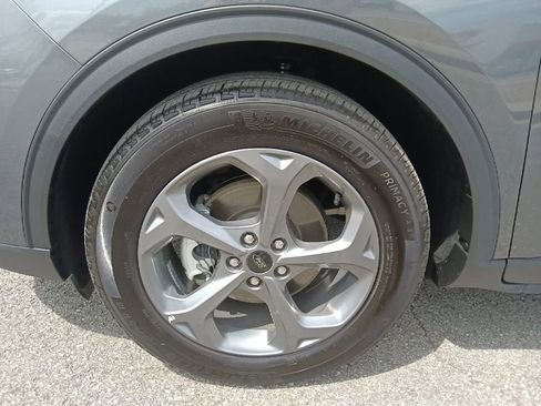 Used 2025 Ford Escape ST-Line FWD image 10
