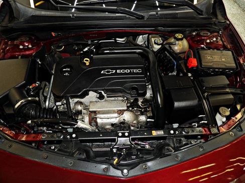 Used 2016 Chevrolet Malibu LT image 20