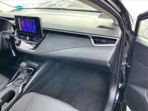 Used 2023 Toyota Corolla LE image 12