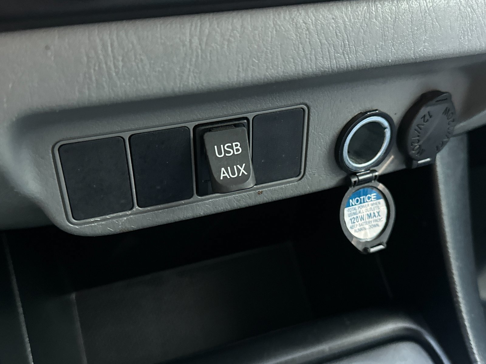 Used 2014 Toyota Tacoma 2WD Access Cab w/ Convenience Package image 23