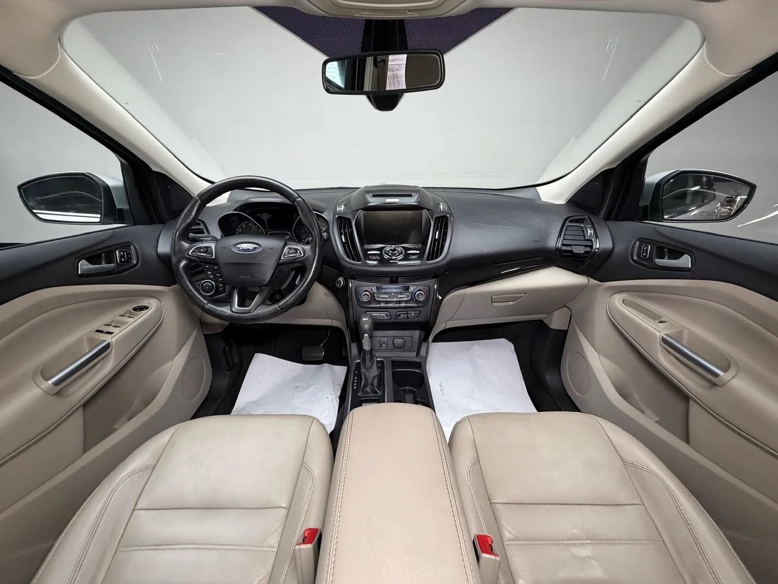 Used 2017 Ford Escape Titanium FWD image 21