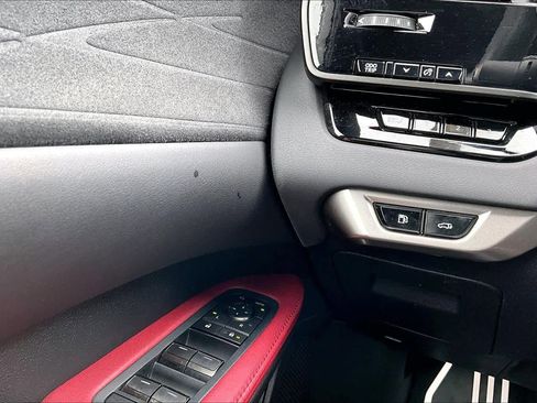 Used 2023 Lexus RX 350 F Sport w/ Accessory Package (Z1) image 36