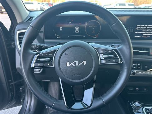 Used 2024 Kia Seltos EX image 14