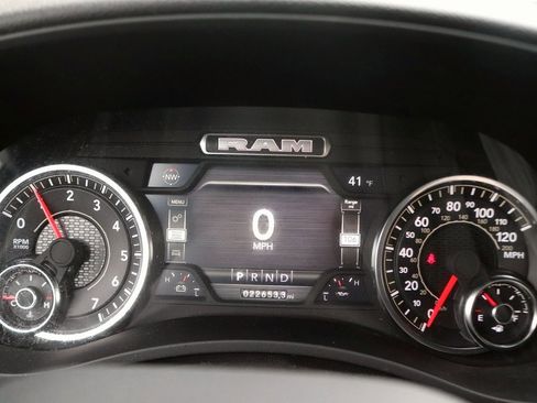 Used 2024 RAM 2500 Big Horn w/ Safety Group image 19