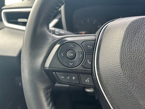 Used 2025 Toyota Corolla SE image 19