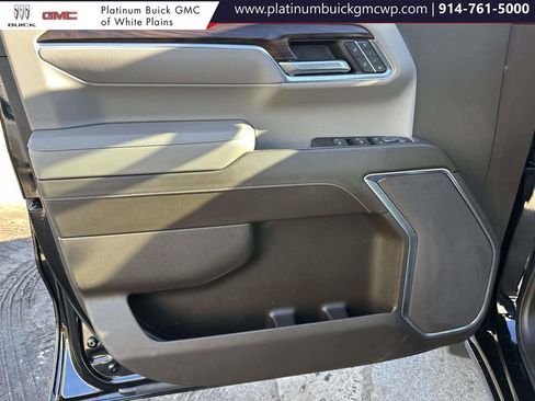 Used 2024 GMC Sierra 1500 SLT image 17