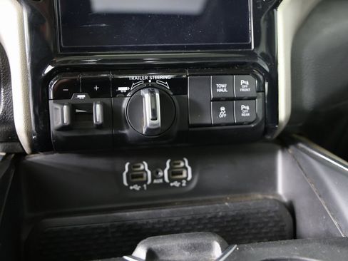 Used 2021 RAM 1500 Laramie w/ Laramie Southwest Edition image 16