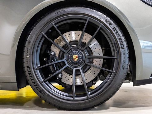 Used 2023 Porsche 911 Targa 4 GTS image 17