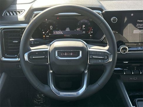 New 2026 GMC Canyon Elevation w/ LPO, Black Badging Package image 8