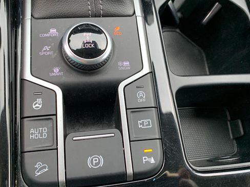 Used 2022 Kia Sorento SX Prestige image 11