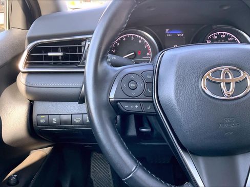 Used 2023 Toyota Camry SE FWD image 23
