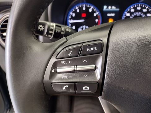 Certified 2021 Hyundai Kona Limited w/ Cargo Package AWD/4WD image 24
