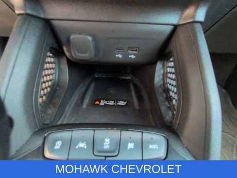 Used 2024 Chevrolet TrailBlazer LT w/ Convenience Package AWD/4WD image 36