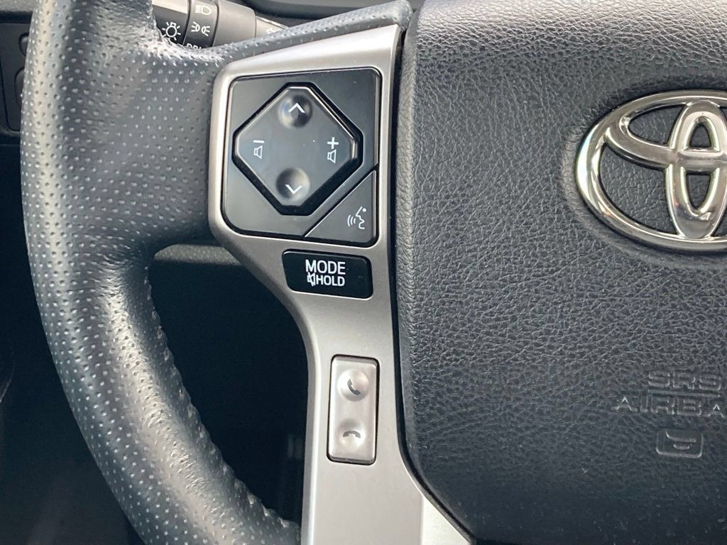 Used 2023 Toyota 4Runner SR5 Premium w/ Moonroof Package AWD/4WD image 11