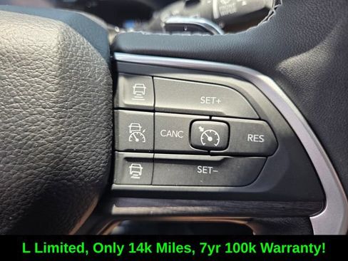 Certified 2024 Jeep Grand Cherokee L Limited w/ Luxury Tech Group II AWD/4WD image 29
