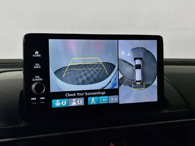 Used 2025 Honda Pilot Black Edition image 16