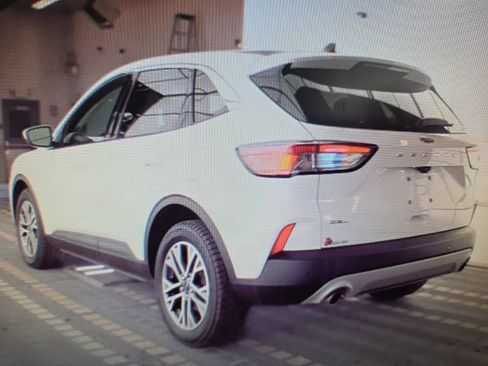 Used 2022 Ford Escape SEL AWD/4WD image 4