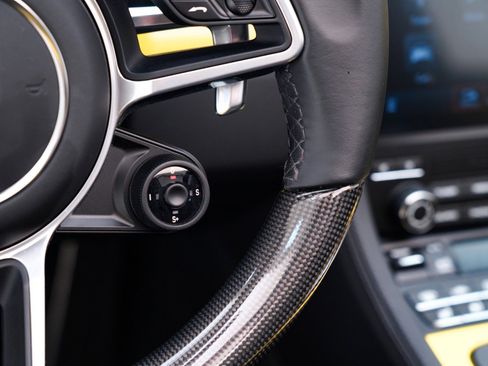 Used 2025 Porsche 718 Boxster S image 29