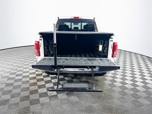 Used 2016 Ford F150 Platinum w/ Technology Package image 29
