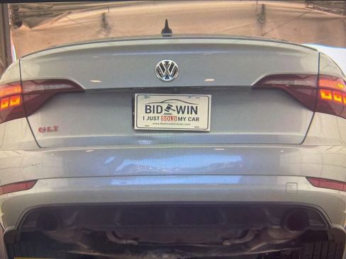 Used 2020 Volkswagen Jetta GLI Autobahn image 7