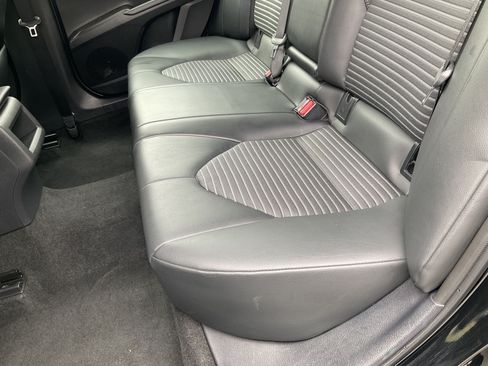 Used 2023 Toyota Camry SE FWD image 34