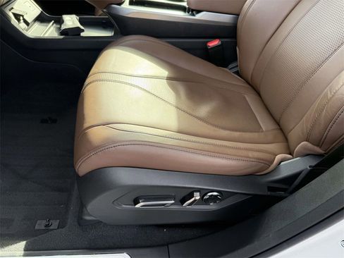 Certified 2025 Acura RDX w/ Technology Package image 11