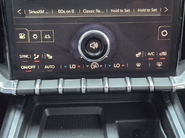Used 2025 GMC Acadia Elevation w/ Elevation Premium Package FWD image 18